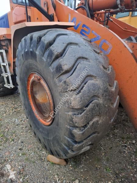 Chargeuse Hitachi  W270