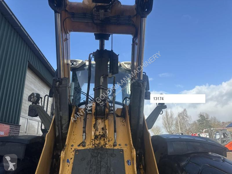 Nakladač Liebherr 566 XPower