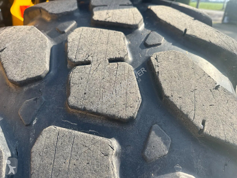 Chargeuse JCB s agri