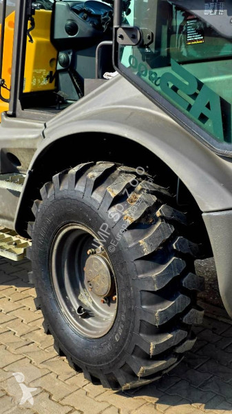 مُحمّلة Mecalac AS 900 SWING LOADER