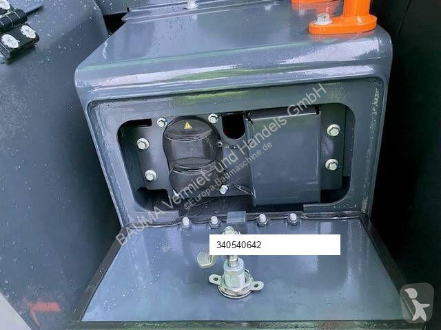 Фронтальный погрузчик LiuGong HE...