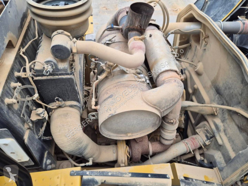 Nakladač Caterpillar 966-14