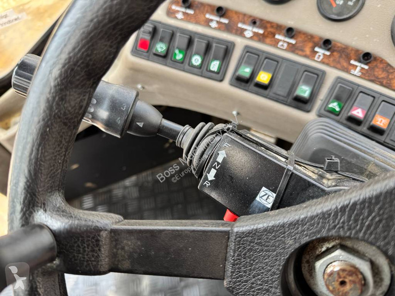 Nakladač  L18 - 4rd Function / CDC Steering