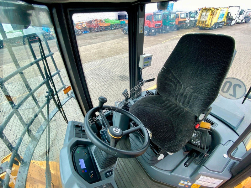 Nakladač Volvo G |...