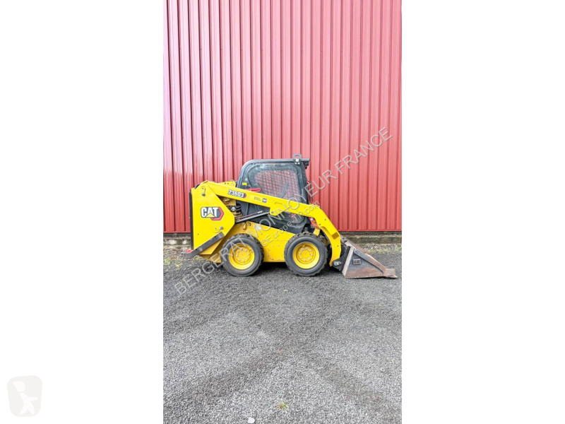 Chargeuse Caterpillar 236D3