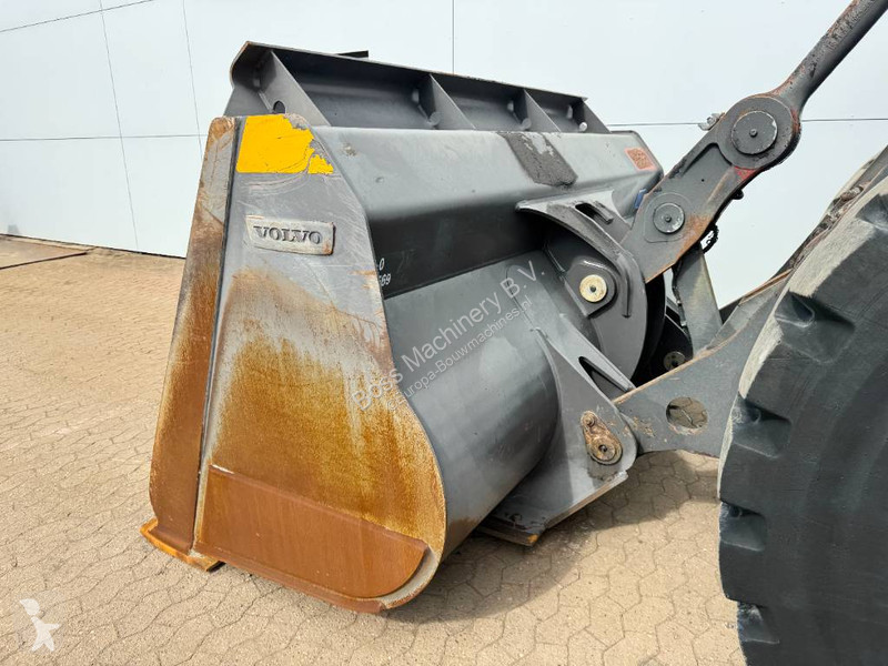 Nakladač Volvo - German Machine / 3rd Function