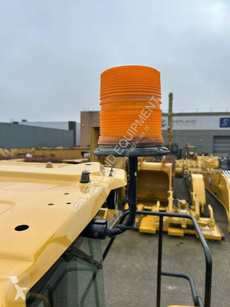 مُحمّلة Caterpillar GC wheel loader Demo 650 hours