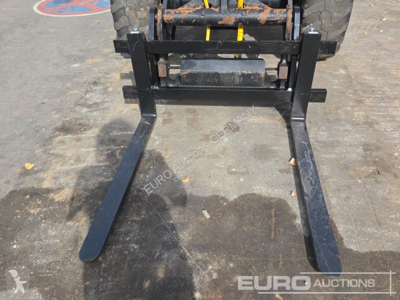 Товарач JCB 409