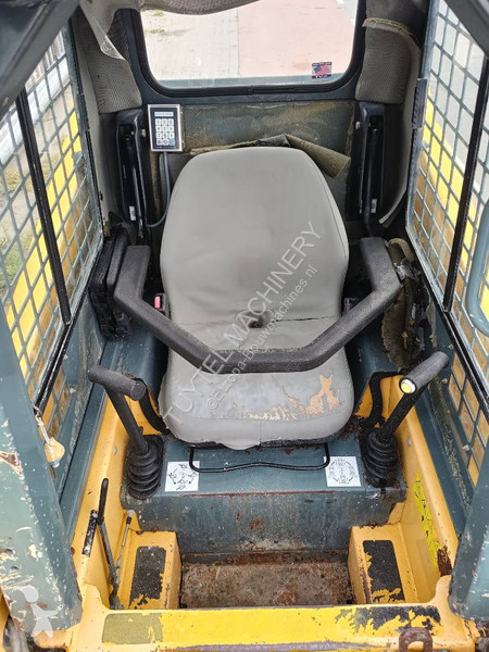 Nakladač Gehl 3840 schranklader bobcat skidsteer