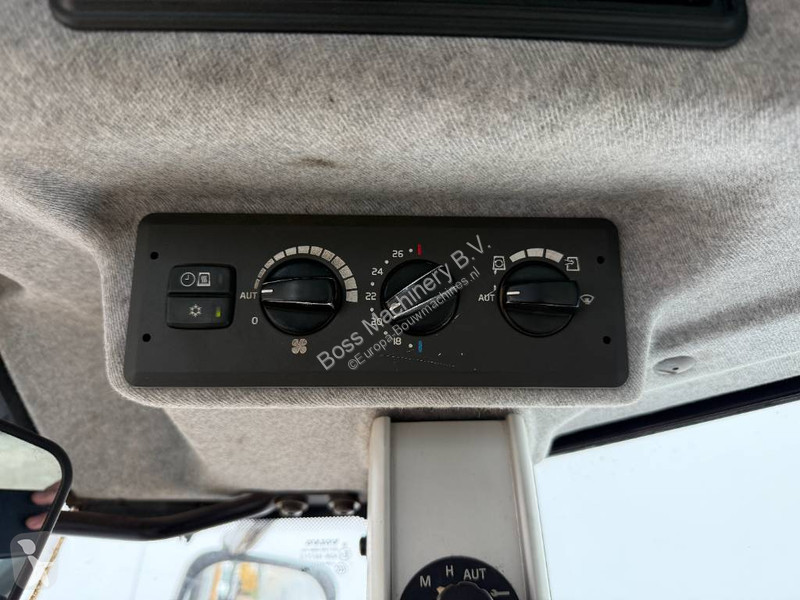 Фронтальный погрузчик Volvo - Dutch Machine /...