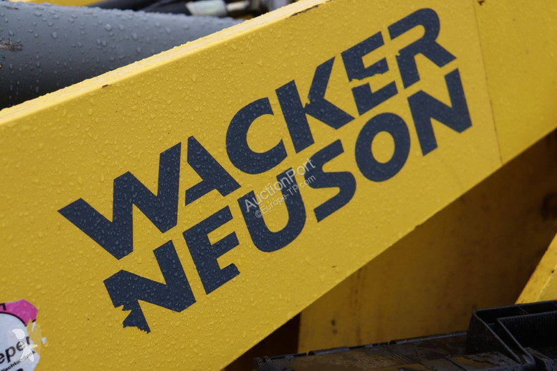 Nakladač Weidemann WL48