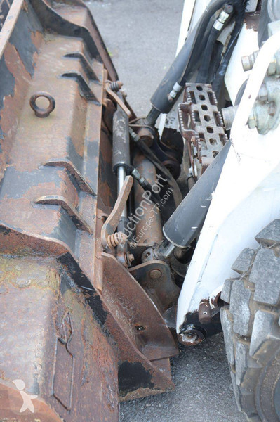 مُحمّلة Bobcat S590