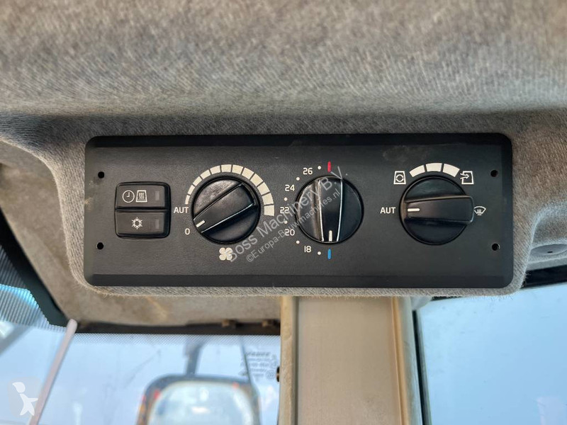 Nakladač Volvo - Automatic Greasing / Camera
