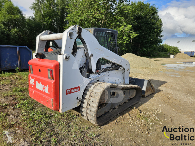 Фронтальный погрузчик Bobcat
