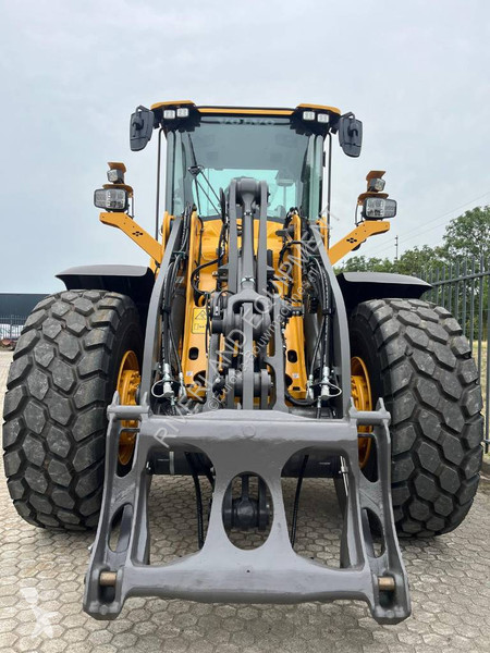 مُحمّلة Volvo CDC - all hydraulics - Full spec
