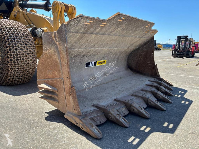 Nakladač Caterpillar (full service history...