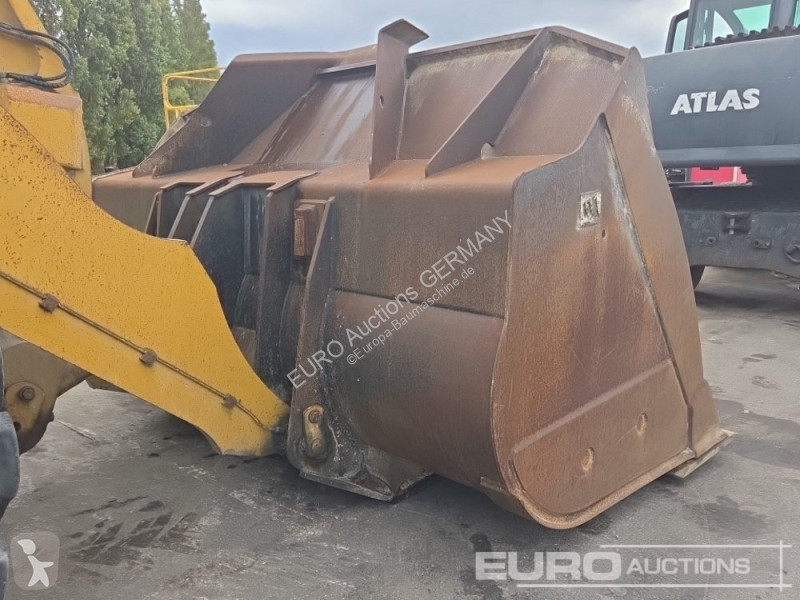 Chargeuse Caterpillar 966MXE