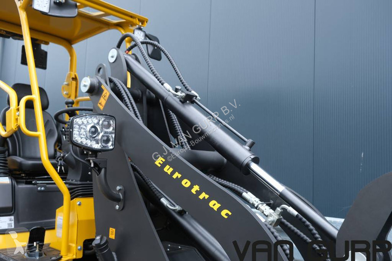 Chargeuse Eurotrac W11 | 2026 | Giant...