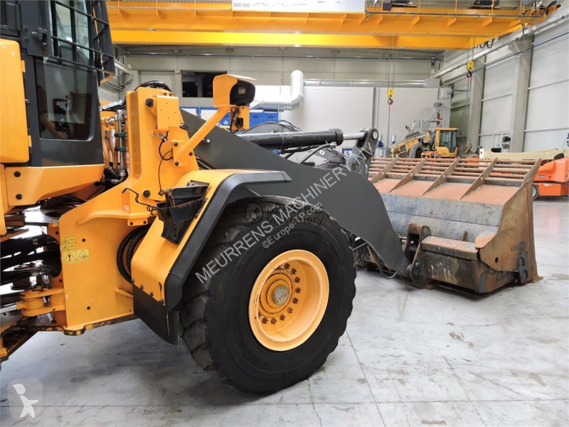 Shovel Hyundai HL955A