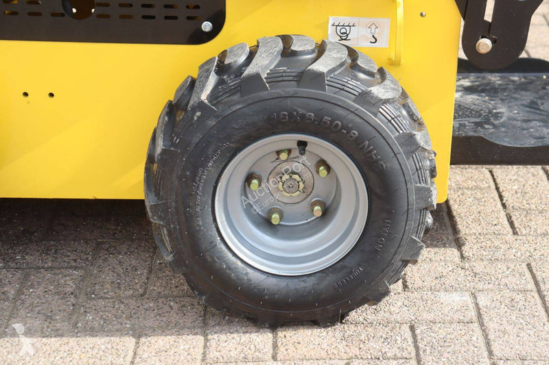 Delano S360 loader