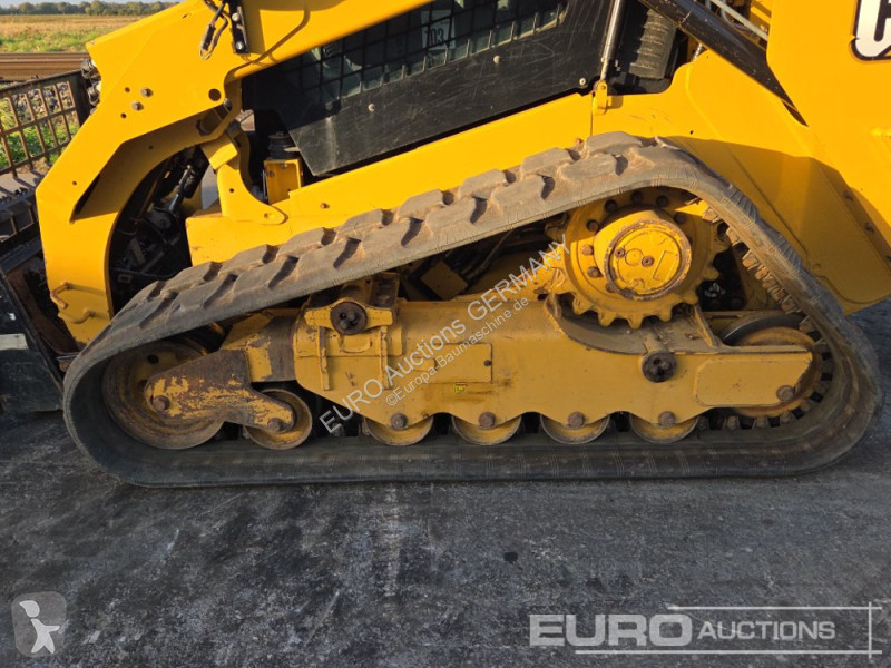 Фронтальный погрузчик Caterpillar 289D3