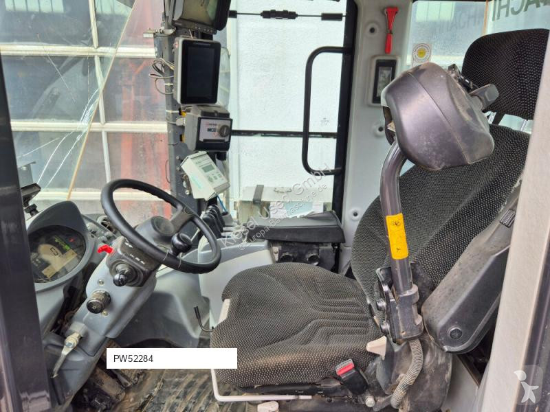 Rakodógép Hitachi 6