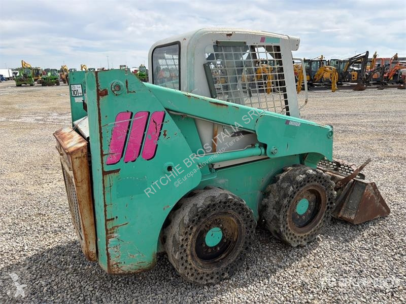 Chargeuse IHI 2041 Skid Steer Loader