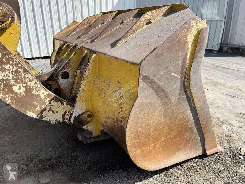 Lastare Komatsu
