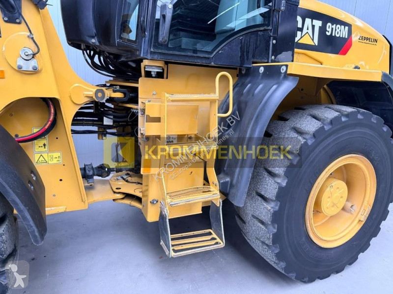 Фронтальный погрузчик Caterpillar 918 M Highlift