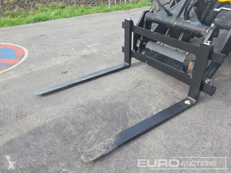 Lastare JCB 409