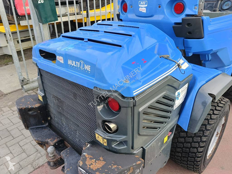 Chargeuse MultiOne 10.8DT minishovel 2140 kg...