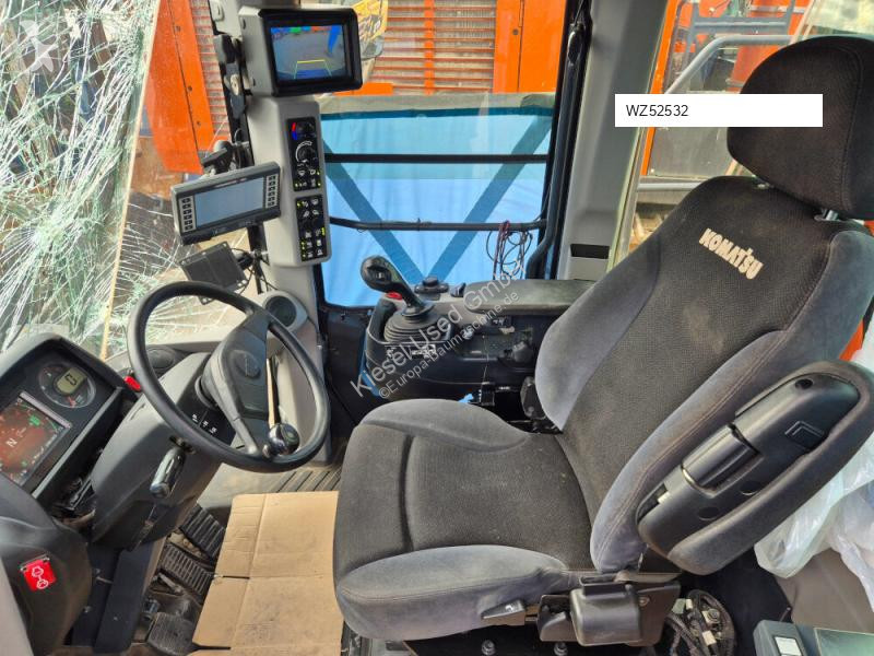 Lastare Komatsu WA475-10