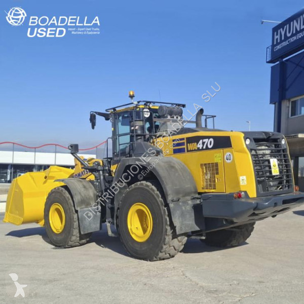 Pá carregadora Komatsu 8E0