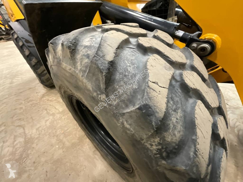 Pala cargadora Kubota R 090