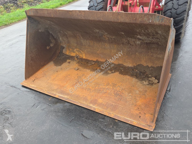 Nakladač Yanmar V100