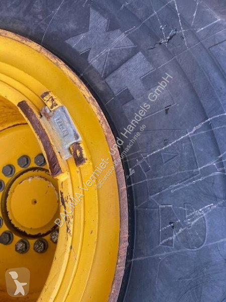 Chargeuse John Deere 744 P SW, 3. Kreis, MIETE...
