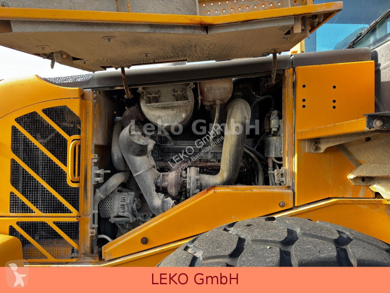 مُحمّلة Volvo 120F 3 Kreise, Schnellwechsler