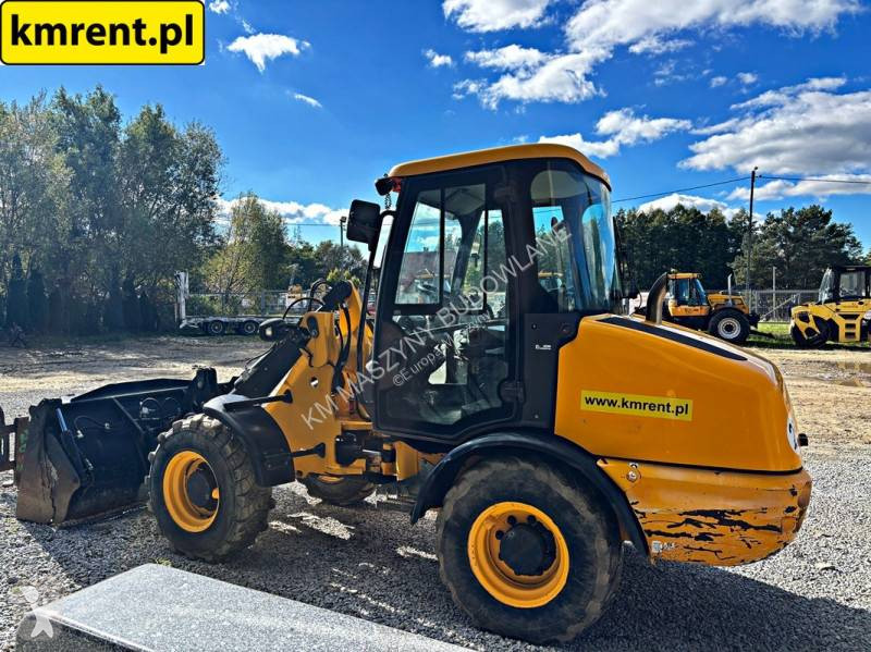 مُحمّلة JCB 406 B ŁADOWARKA KOŁOWA 2013R | |...