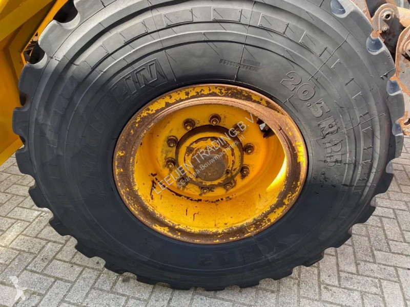 Shovel Volvo Wheelloader, 1996 Year