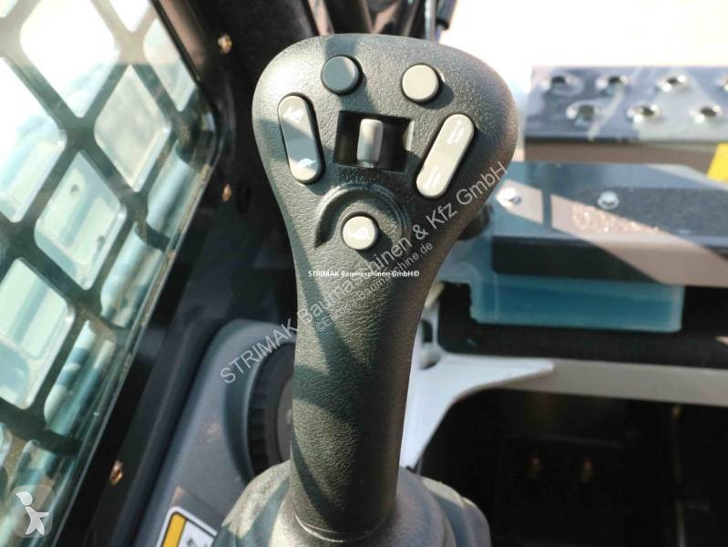 Shovel Bobcat S 100