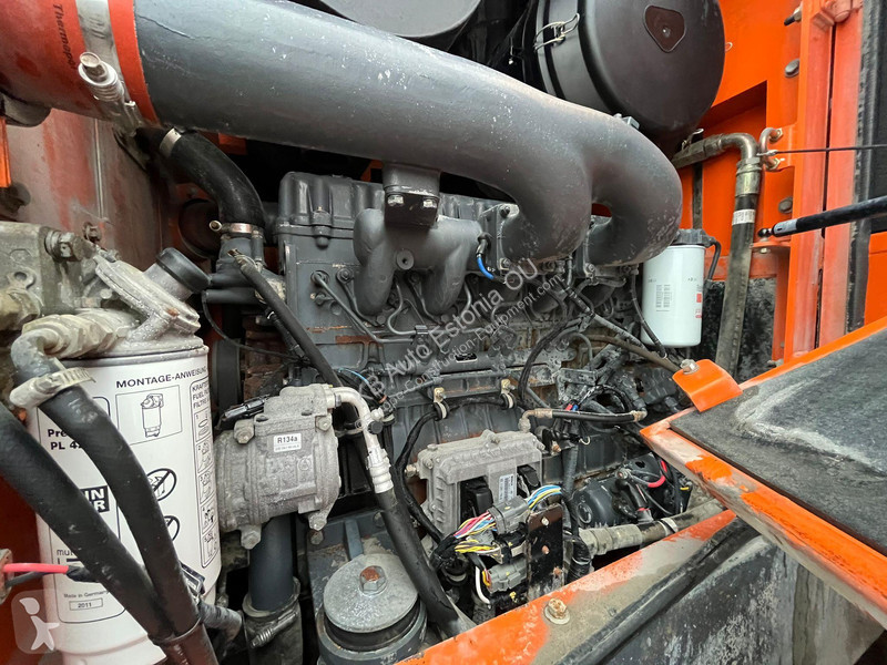 Shovel Doosan 4x4 AC / CENTRAL LUBRICATION