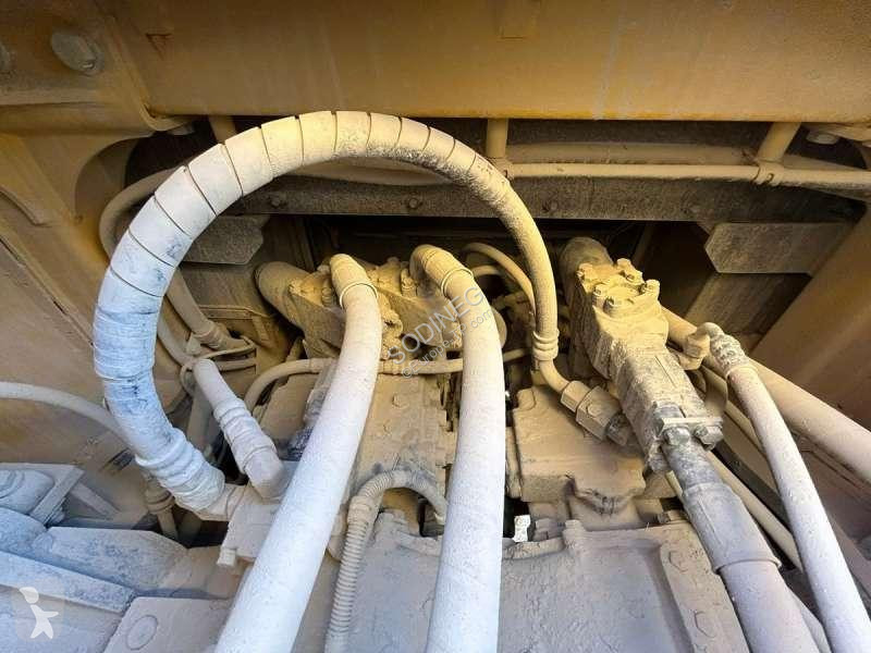 Incarcator Komatsu  WA600-8E0
