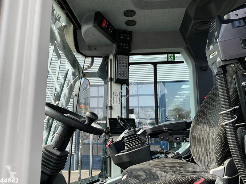 Incarcator Liebherr Wheel loader