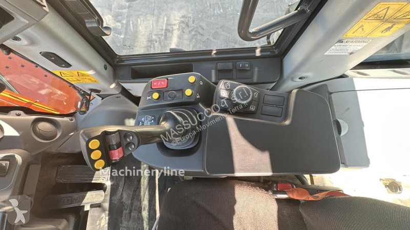 Shovel Hitachi -7
