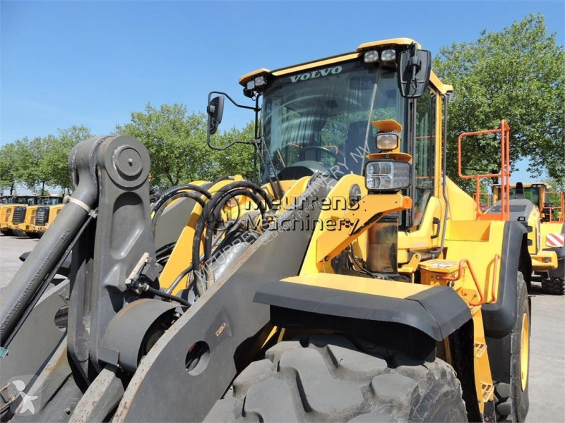 Nakladač Volvo L150H