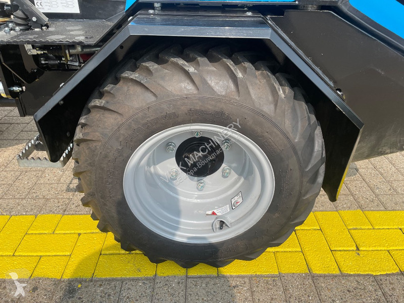 مُحمّلة Giant G 2200 E
