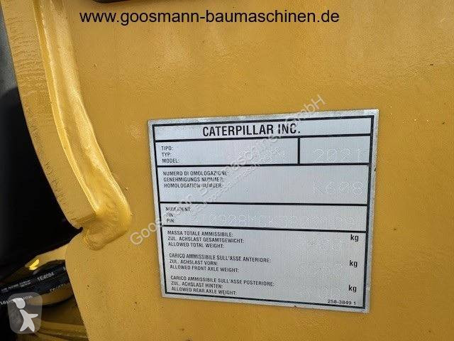 Shovel Caterpillar CAT 908 M
