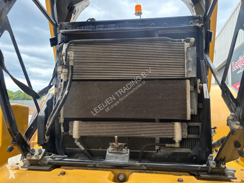 Shovel Caterpillar 972M XE Wheelloader, made in...