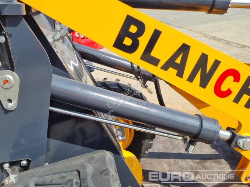 Pá carregadora Blanche TW36