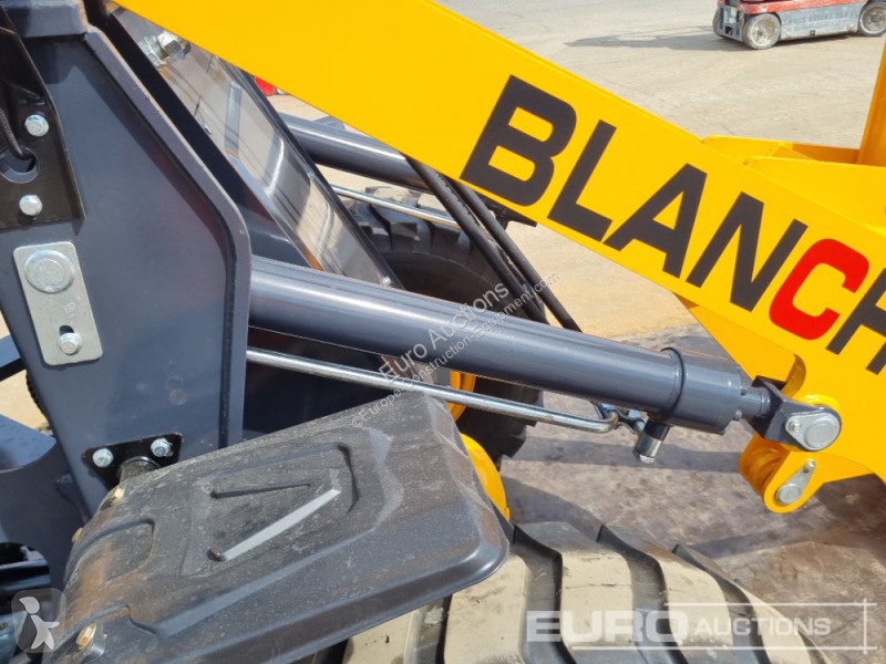 Pá carregadora Blanche TW36